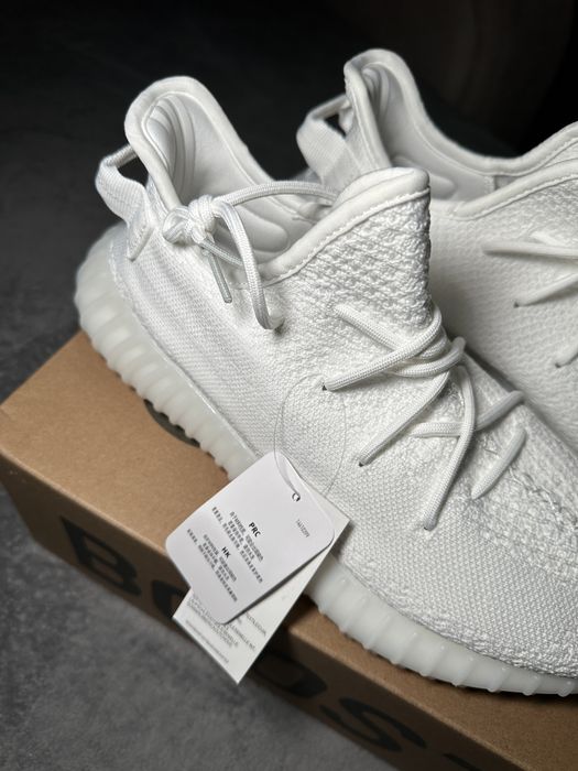 Yeezy 350 triple white