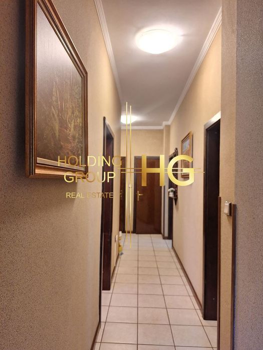 Продава се Четиристаен апартамент в Варна, Червен площад - 132 кв.м за 2272 €/кв.м - Снимка #11