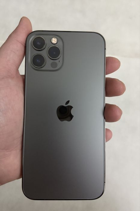 Iphone 12 pro в идеальном состоянии