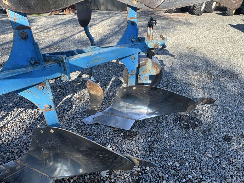 Plug LEMKEN OPAL 3 brazde