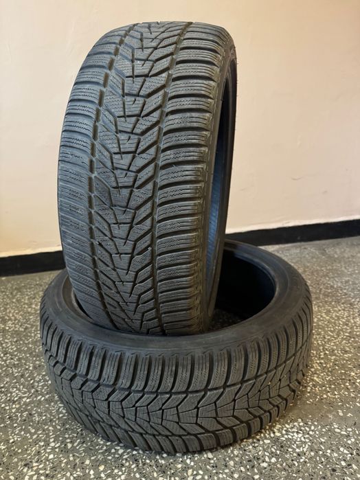 Продавам 4 бр зимни гуми Hankook Winter ICept Evo 3
