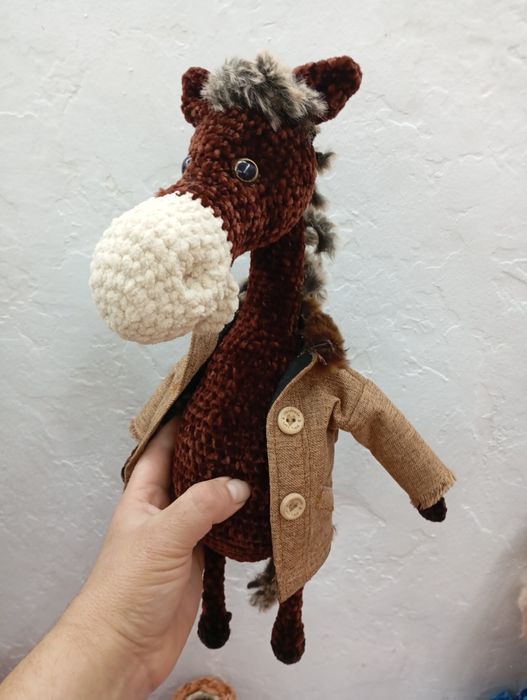 Продам игрушки коняшки