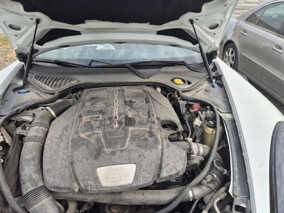 Porsche Panamera Avaria
