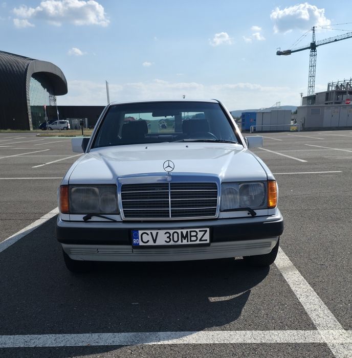 MERCEDES-BENZ E-Class 1991 — imagine 5
