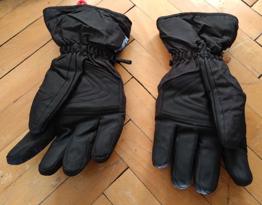 Ски яке и панталон "Atomic", ръкавици"Reush"/"Rosignol", очила, щеки