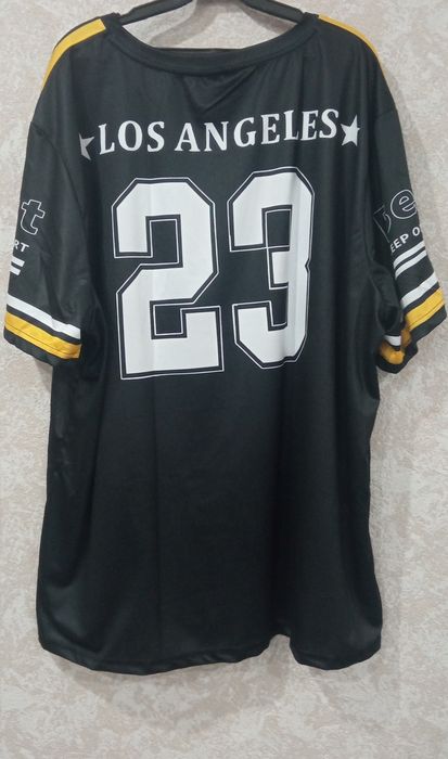 Продается футболка шорты