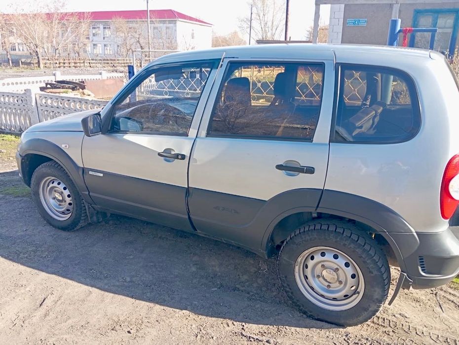 Нива Шевроле 2014года,на ходу