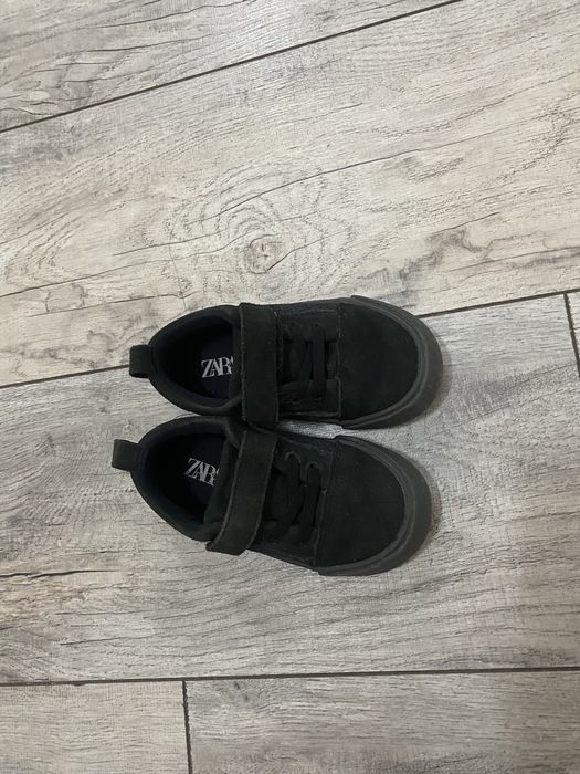 Детские ботинки/кроссовки Зара