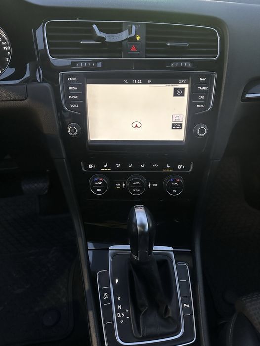 VOLKSWAGEN Golf 2014 — imagine 4