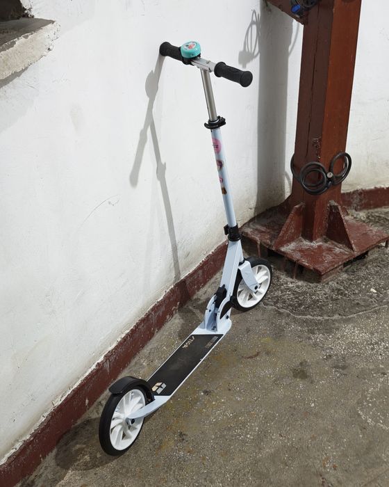Trotinetă copil puțin folosită