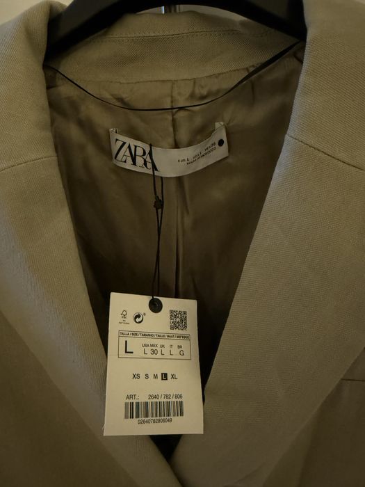 Късо бежаво сако ZARA