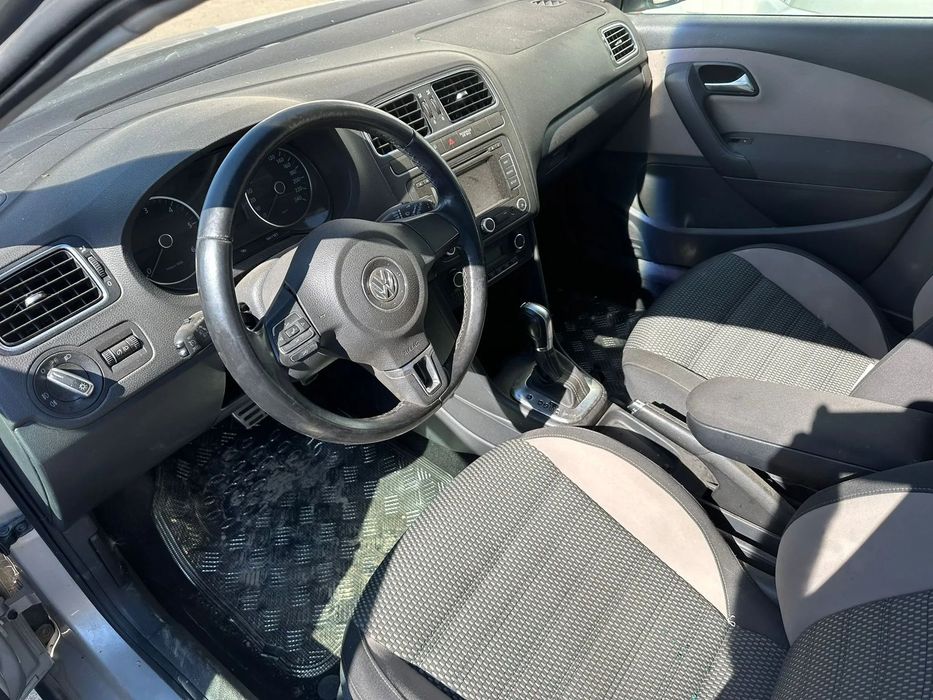 Dezmembrari VW Polo Cross 2011 / DSG / 1.6 tdi / CAYC