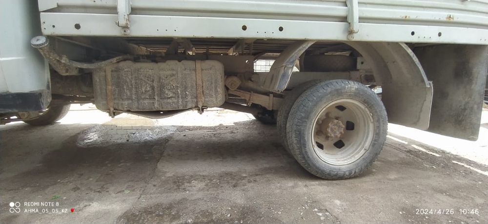 Продаётся газель 2 милион цена договорная