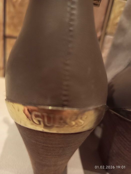 Боти естествена кожа GUESS