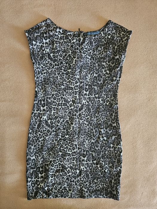 Три зимни роклички