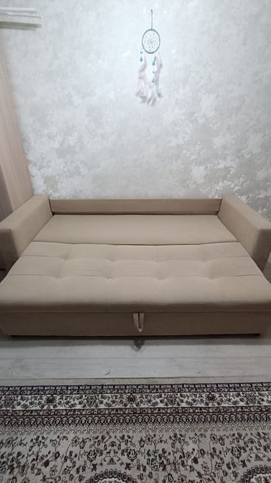 Продам диван. Раскладной.