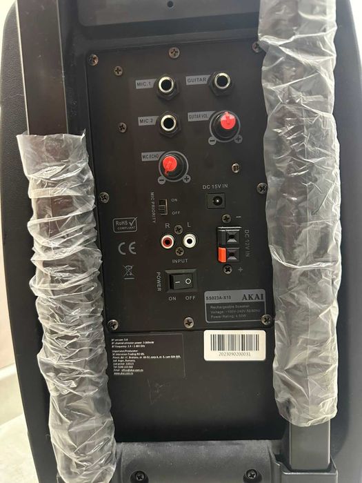Преносима тонколона Akai SS023A-X10, Черна