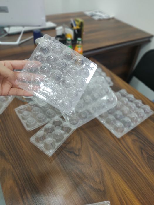 Bir martalik idishlar toplami