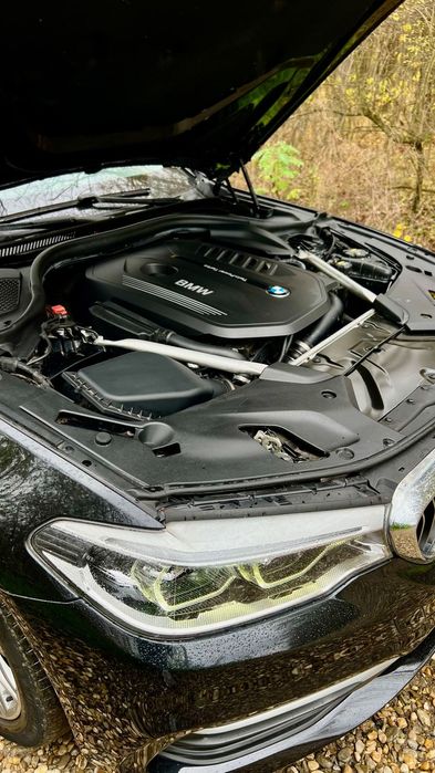 BMW 540i, 340 HP, impecabil, recent adusa din Olanda