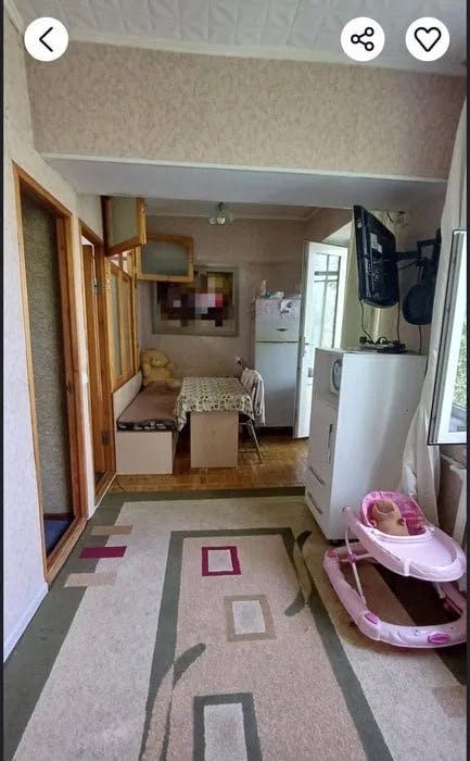 #2021

Юнусабадский район, 6-квартал
Конечная 51 автобуса