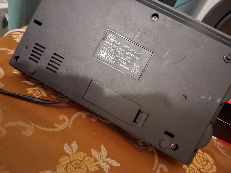 Radio nemtesc ukw/mw - Electronics Radiowecker 8W , sunet tare