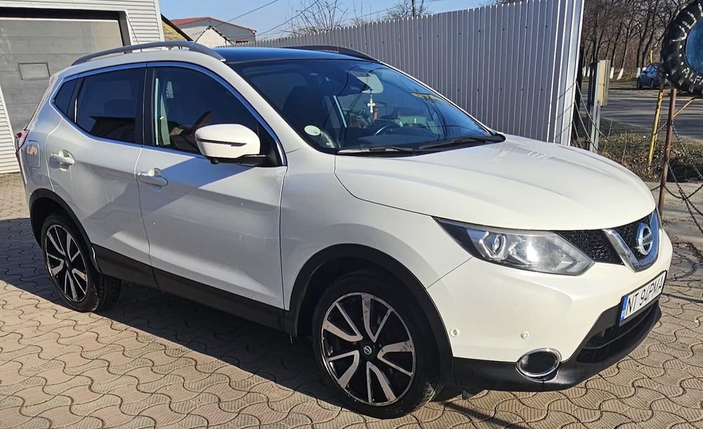 Vând Nissan Qashqai