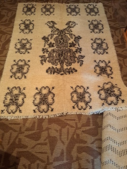 Родопски ръчно тъкани китеници