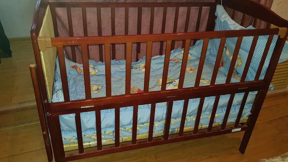 Кроватка детская