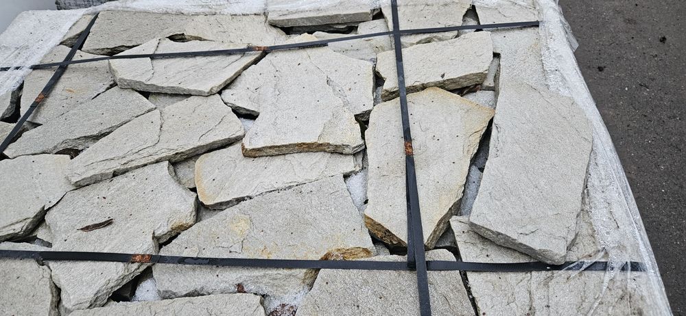 Piatră naturală poligonală