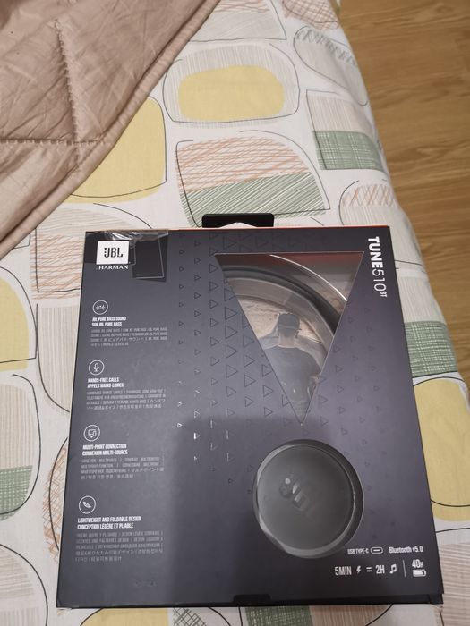 Продавам чисто нови Bluetooth стерео слушалки JBL TUNE 510BT! Не са ползвани в кутия с кабел!