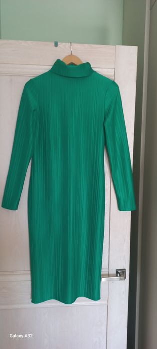 Продам  кофту фирмы гизи