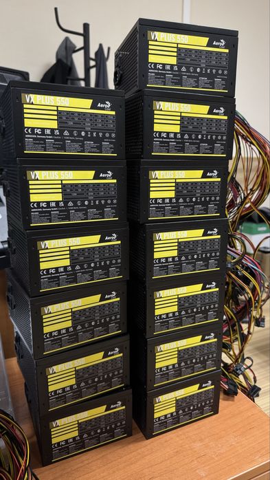 Блоки питания разных видов (Deepcool, AeroCool, pc cooler)