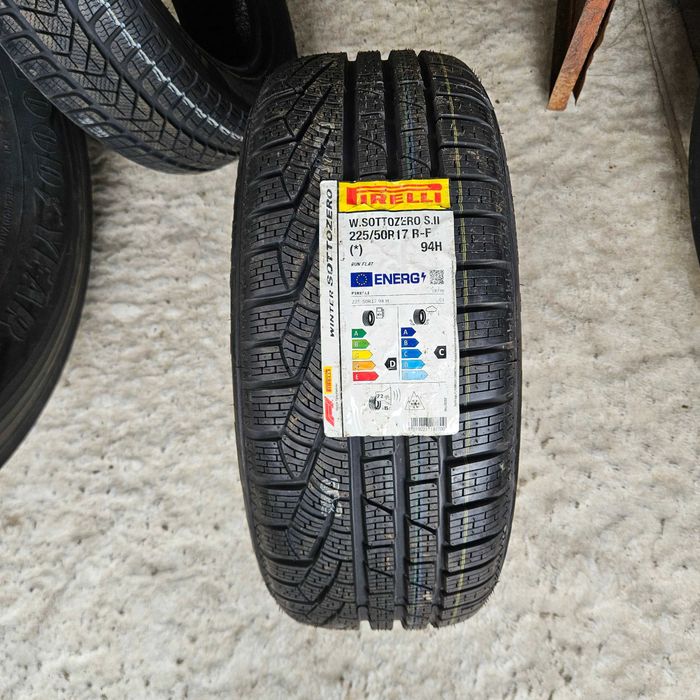 1 Нова зимна гума 225/50R17 Pirelli Sottozero winter210 serie II * RunFlat 94H M+S 3PMSF с борд