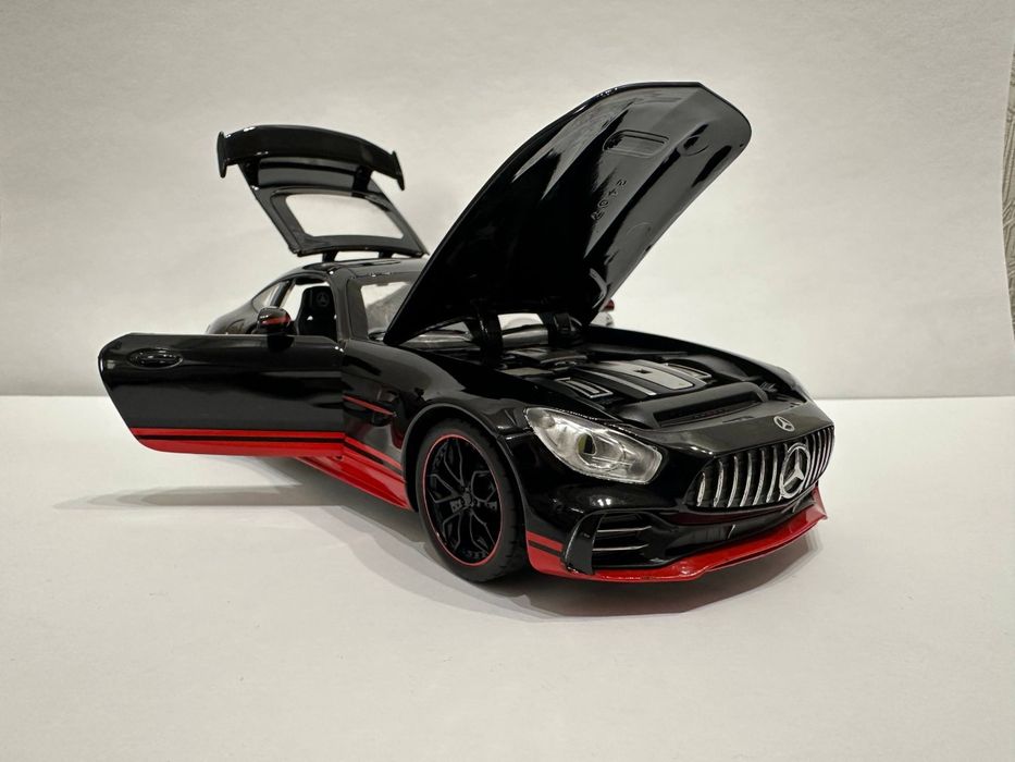 СКИДКА!!! Mercedes-AMG GT R 1.24! Металлическая модель со светом и зву