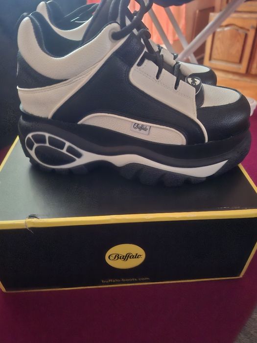 Vand ghete Buffalo noi