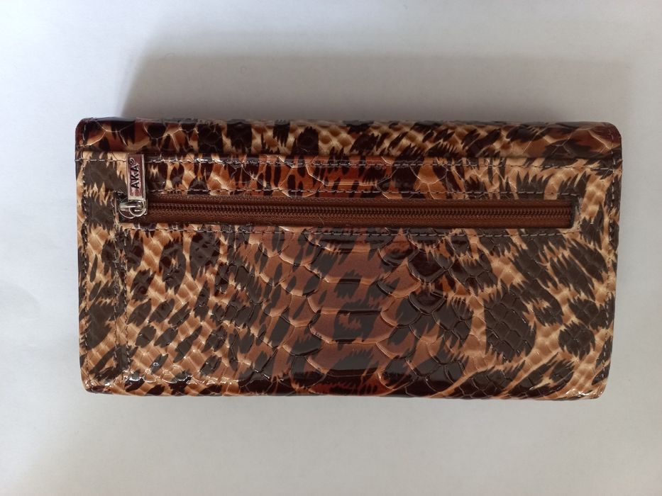 Украшение из серебра