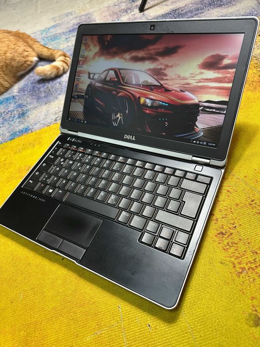 Dell 63230, ocatcore i7, ram 8 gb, hard 320 gb