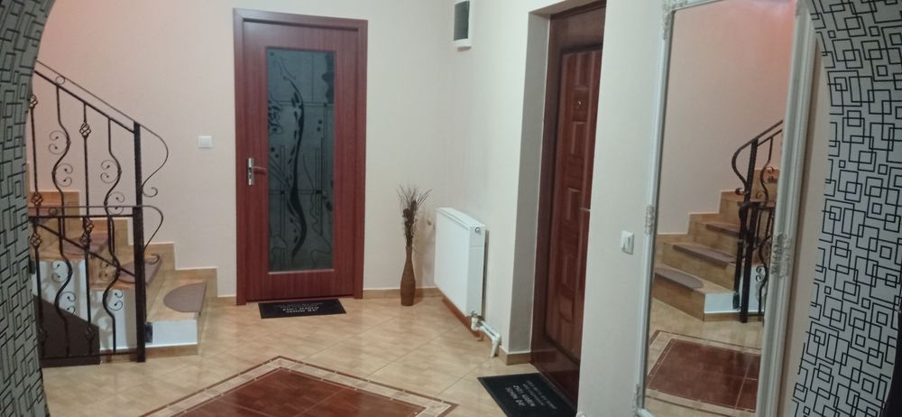 Casă din cărămidă de vânzare