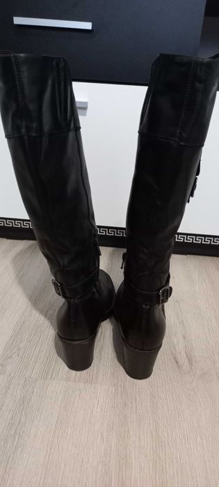 Намаление!!!Дамски черни ботуши естествена кожа