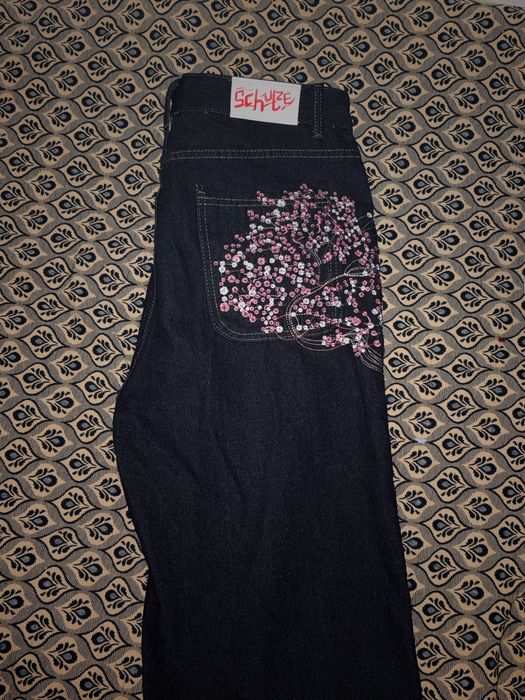 Продам джинсы сакура