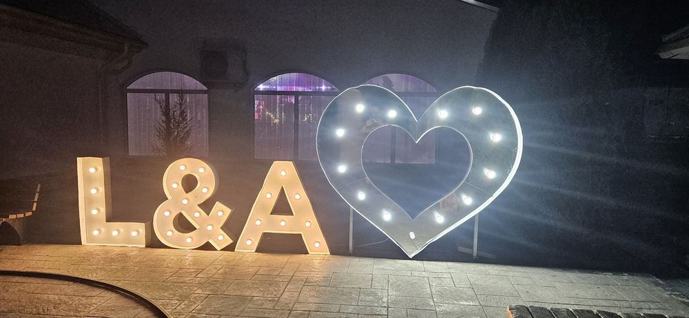 Ring de Dans Smart/Arcada Ynfiniti/Litere volumetrice/Limuzine