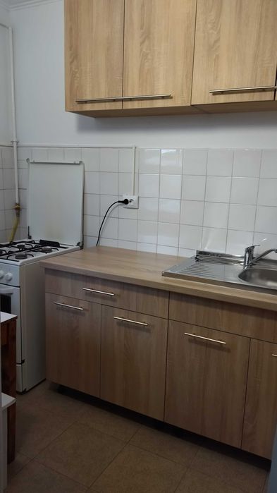 Închiriez garsonieră Str. Motorului Baia Mare