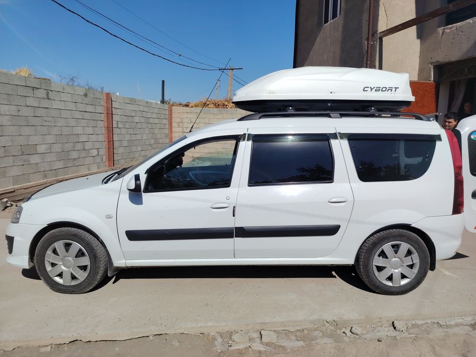 Ларгус сотилади 2015 йил прабег 87000 нархи 180 милйон