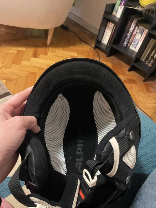 Детска ски каска Alpina и ски очила