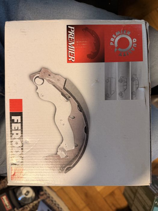 Челюсти ръчна спирачка Jeep Grand Cherokee WK2 Dodge Durango