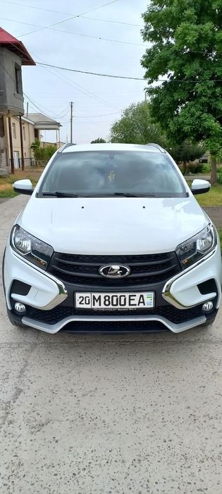 Lada X-Ray 2019 — 2