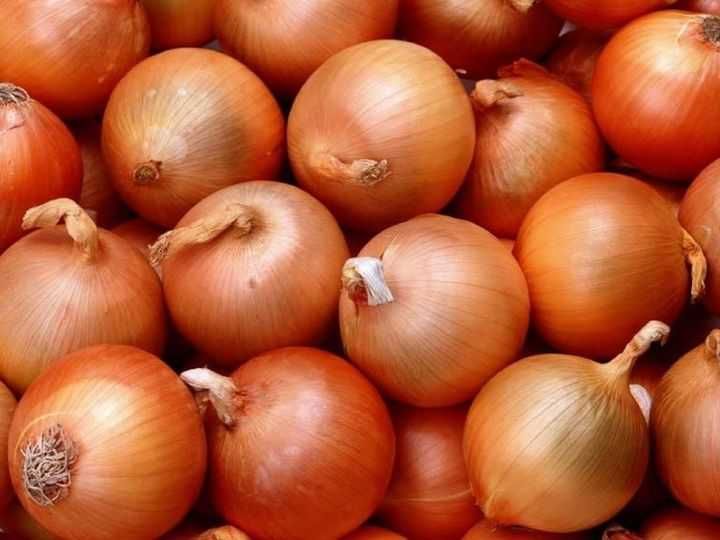 Yangi hosil piyoz sotiladi