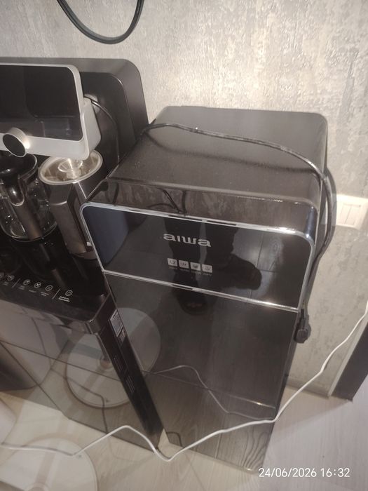 AIWA Down Black Glass Kuleri