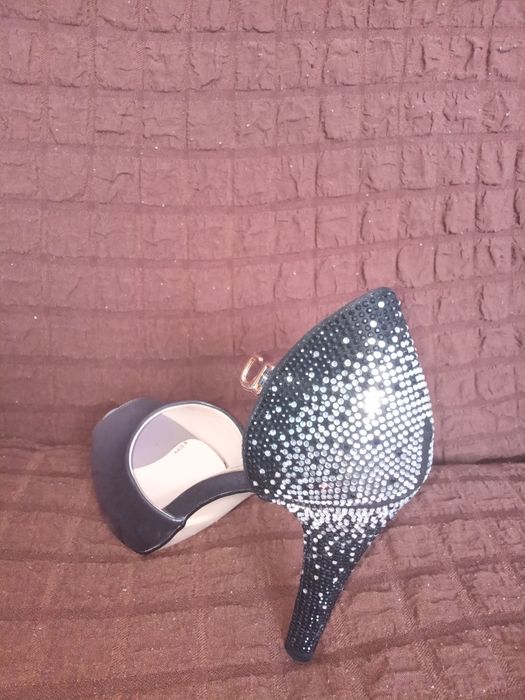 Продам туфли новые обмена нету