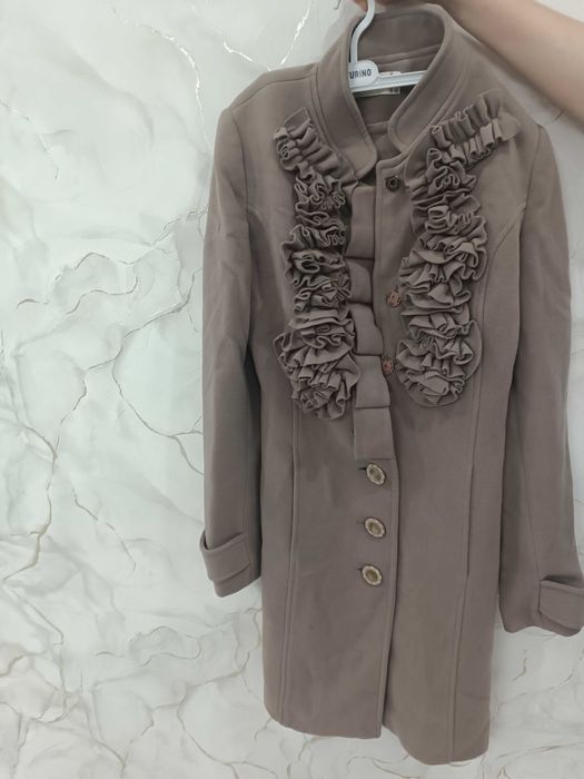 Продам пальто осень-весна